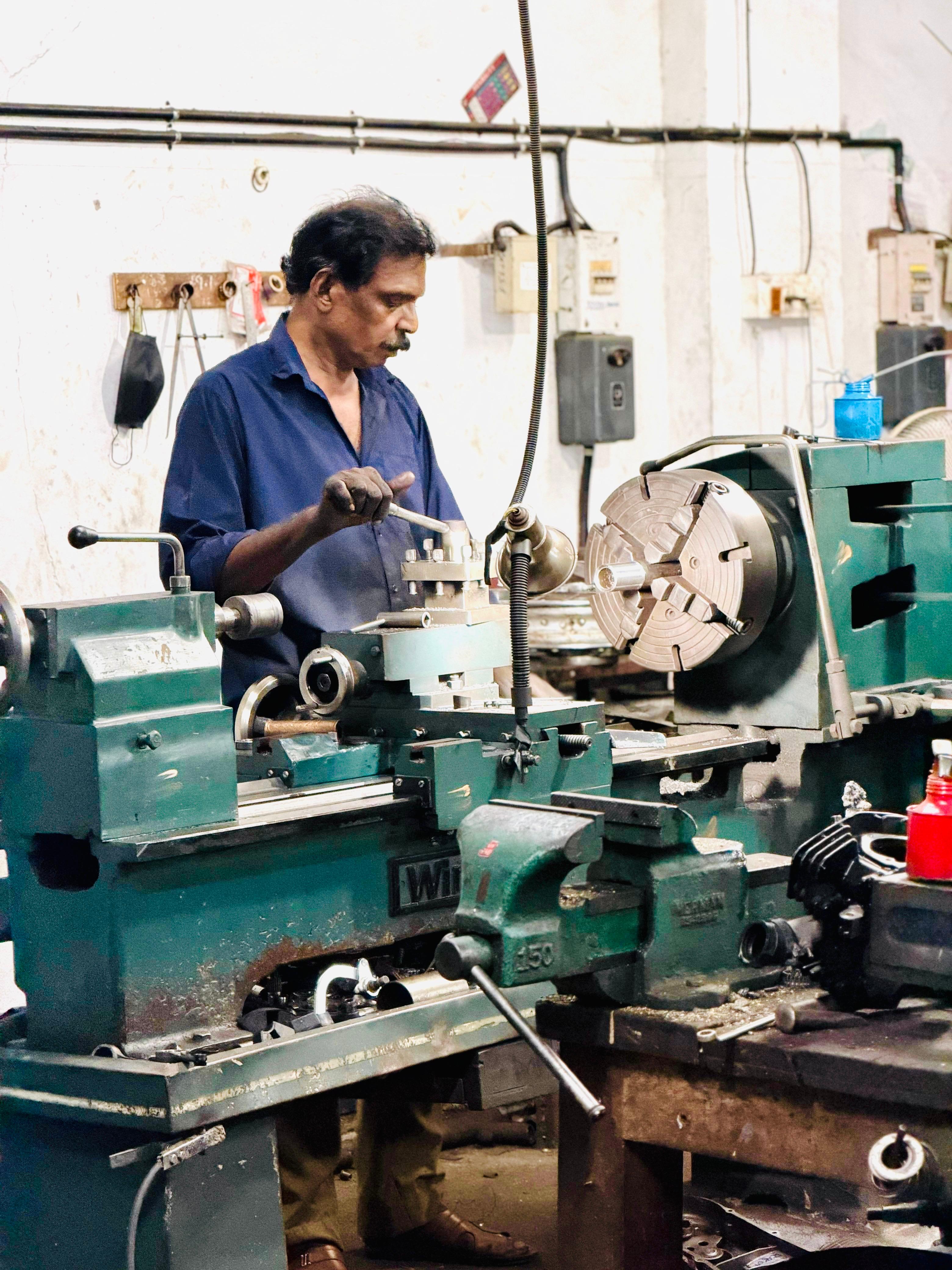 Crankshaft machining work on lathe at New Cochin Cranks Engineering